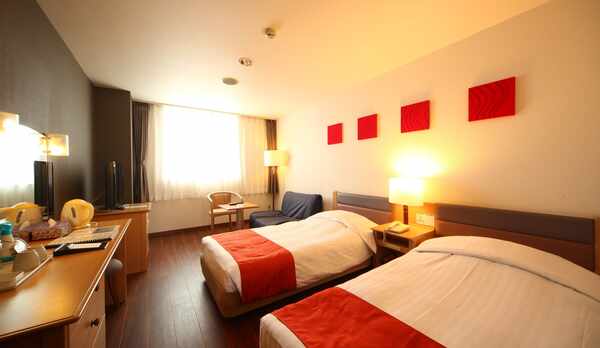 スタンダードツインルーム