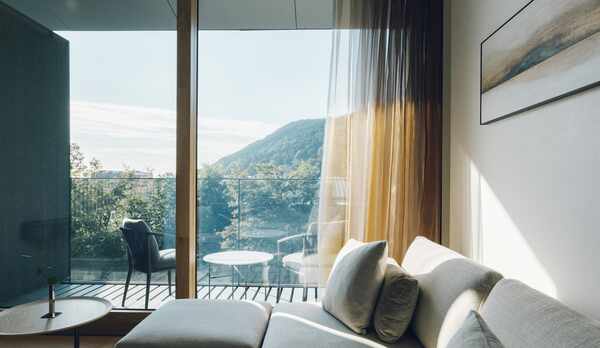 Mountain View Deluxe Double