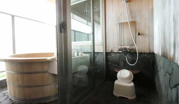 露天風呂付特別室　露天風呂