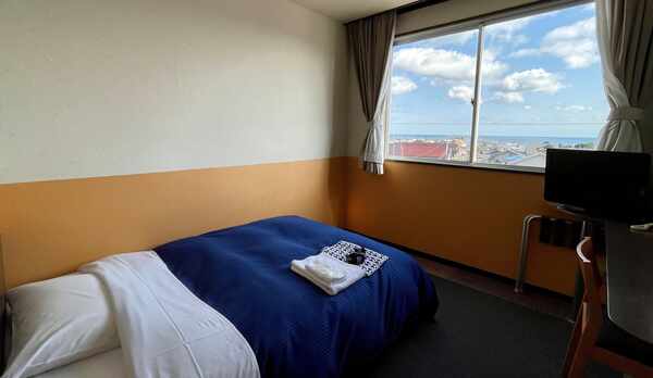 シングル（セミダブルベッド）