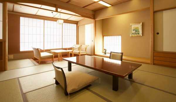 ■西館和室12.5帖■バストイレ付【禁煙】