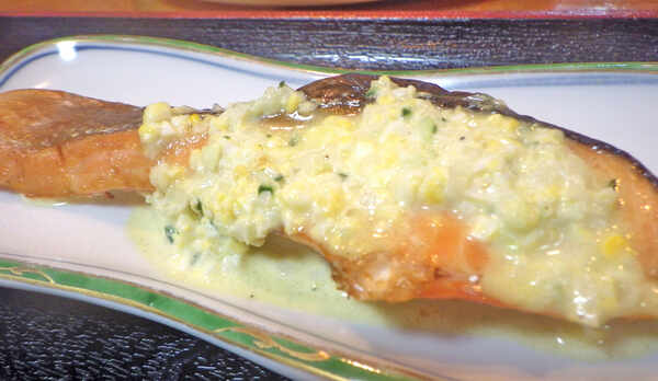 *【夕食一例】タルタルソースをたっぷりかけて召し上がれ！