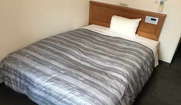 シングル（ベッドサイズ1400&times;1960）