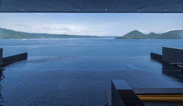 湖上の湯露天風呂