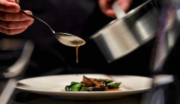 【箸で食べる和フレンチ】夏メニュー／フレンチをベースに和食と北海道の食文化を融合させた新感覚ディナー