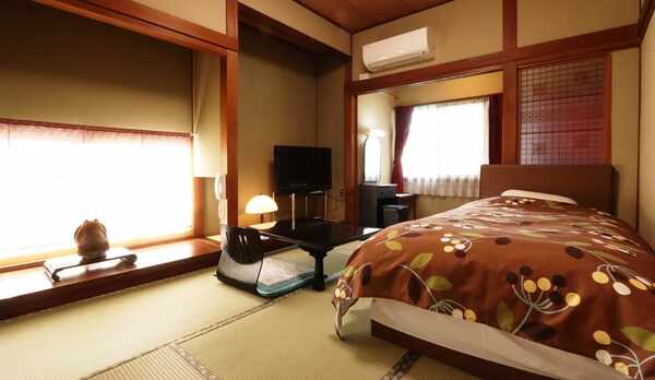 【ろくの間】和室6畳（シングルベッド）