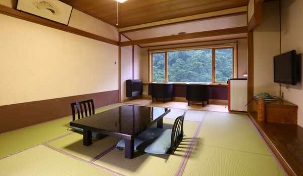 【本館・和室10畳】2020年6月リニューアル！