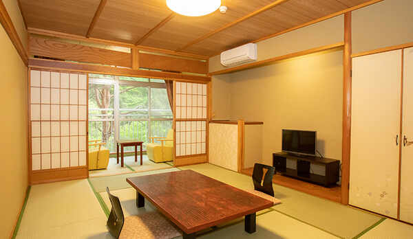 本館和室10畳