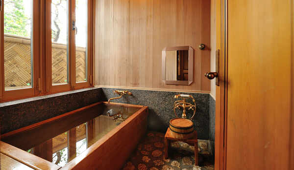 「水車の間」和洋室十六畳