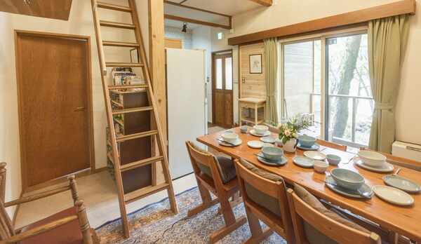 【ダイニング】