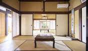 ・気持ちの良い宿坊の朝を迎えることができる和室