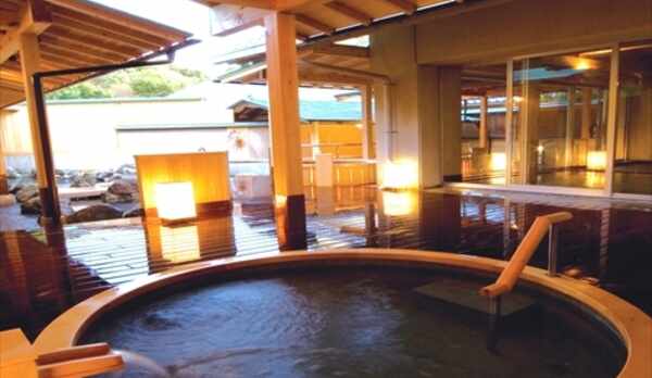 女性用露天風呂　500*500