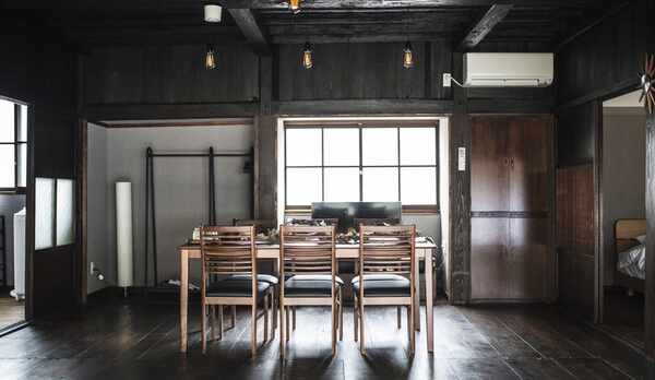 *ダイニング/装飾にもこだわったダイニングで、ご家族やご友人とお食事や団欒をお楽しみください