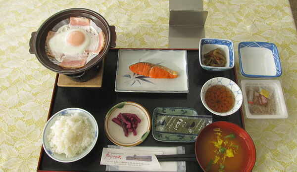 r4 朝食