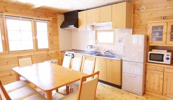 【Aクラス】8人用室内一例１