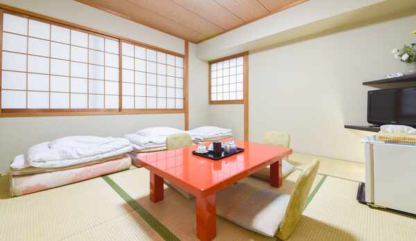 *【和室8畳】ファミリーやグループ様におすすめな和室タイプのお部屋。