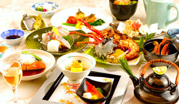 伊豆４大味覚＜伊勢海老&times;天城軍鶏&times;金目鯛&times;山葵茶漬＞海幸・山幸会席