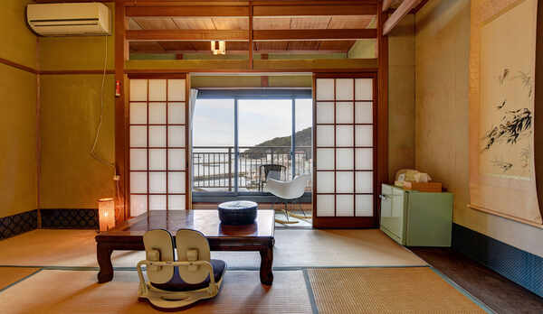 *【お部屋】海を眺めながら心穏やかな時間