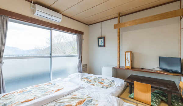 和室１〜４人部屋（バス無し・トイレ有）