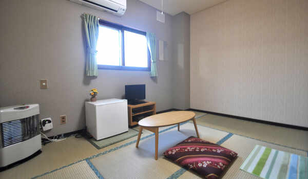 【和室6畳】バス付・トイレ付のお部屋です