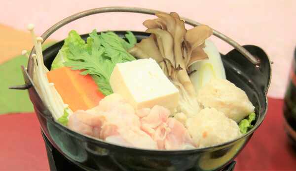 鶏と旬野菜のお鍋