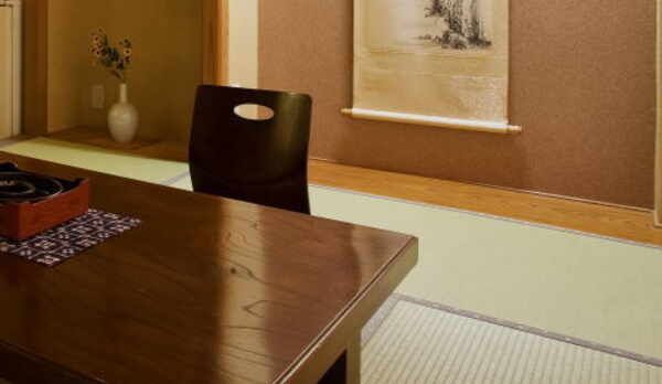 和室６．５畳＋ツインのお部屋バストイレ付