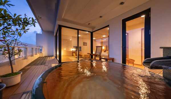 【最上階】露天風呂付プレミアム和洋室　64平米