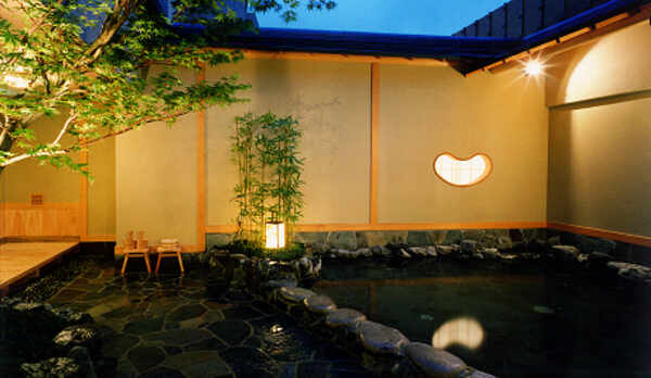 富士山溶岩露天風呂