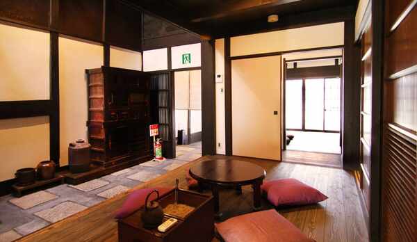 ロビー応接スペース