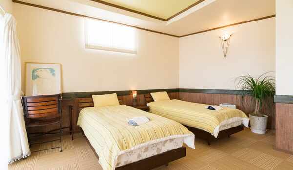 *【部屋/バレンシア】広々とした空間で心地よい滞在を。