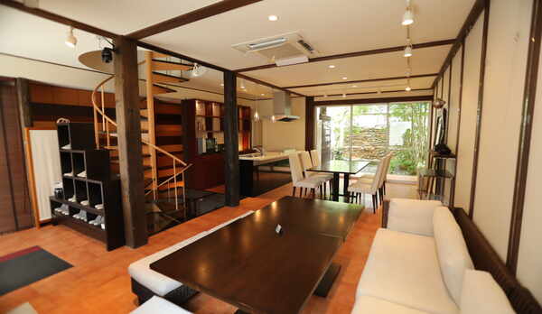 1階　キッチン・リビング 