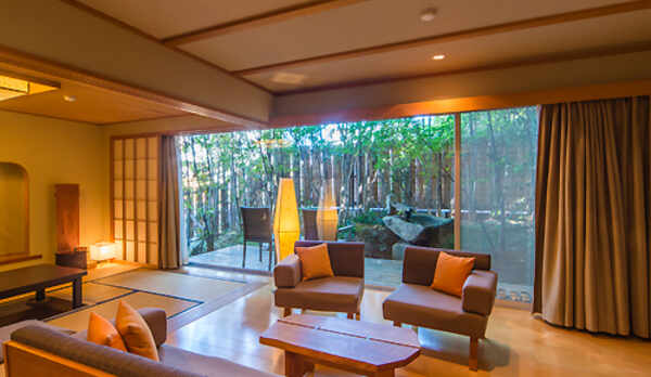 別館・翠上楼【福寿】１階スペース