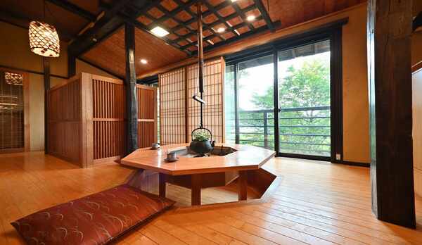 【本館】欅タイプ「胡桃の間」囲炉里の間