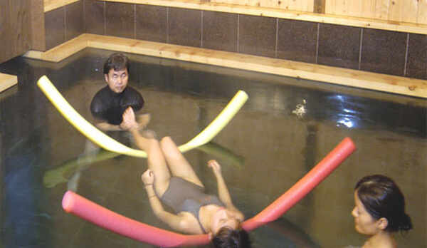 *温浴療法ワッツ／深さのある専用風呂での温泉リラクゼーションは当館ならでは！※別途お申し込み