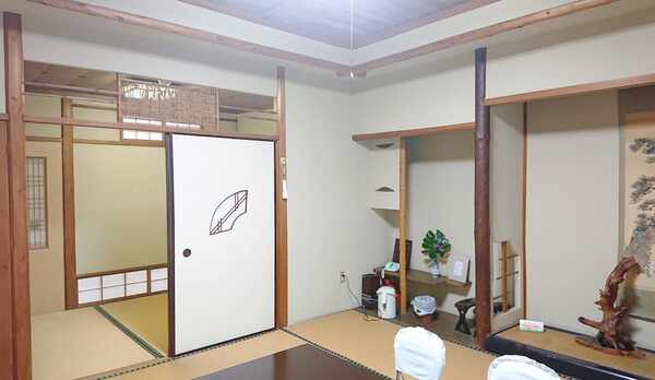 ・禁煙和室8畳 (バストイレ付) 一例