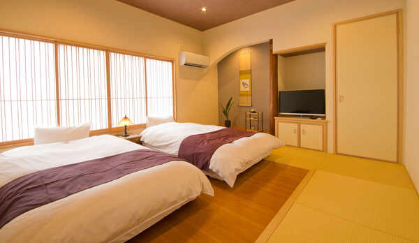 【和室ツイン8畳】