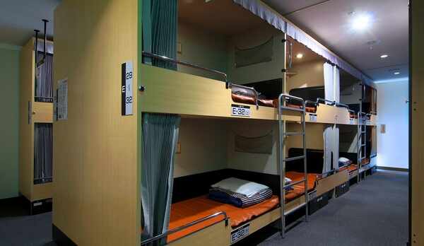 ドミトリー(スキーヤーズベッド)