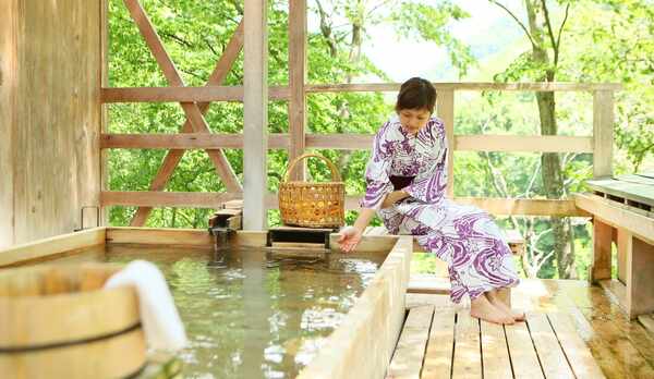 天空の小鳥風呂【角】貸切露天でごゆっくり