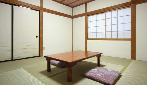 《和室8畳》ご夫婦やカップルの方にオススメ♪