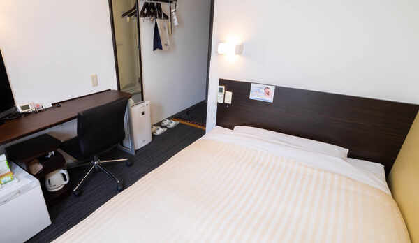 【シングルルーム】全室１５０ｃｍ幅ワイドベット