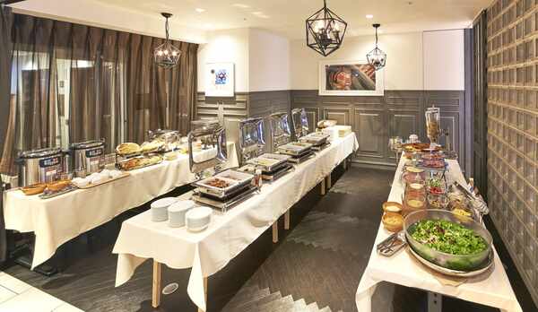 朝食バイキング