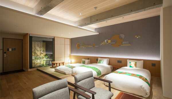 デラックスファミリールーム