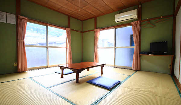 おまかせ和室お部屋でのんびりしてください【和室8畳】