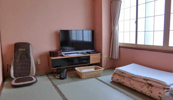 バストイレ付　踏込み＋和室6畳間　2名様利用時