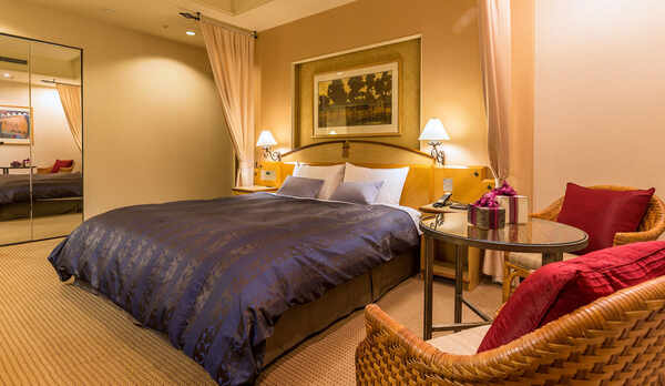 【DXダブルルーム】部屋によって家具の位置や寝具のタイプが異なる場合があります。