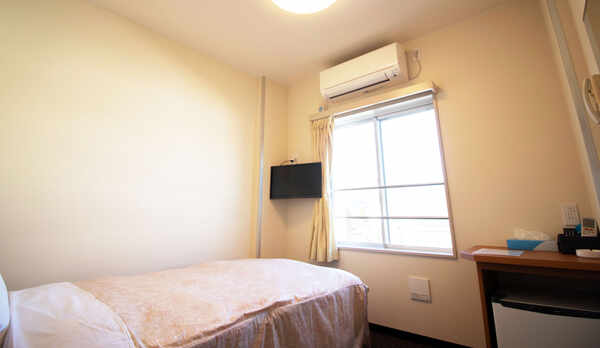 シングルルーム（喫煙）