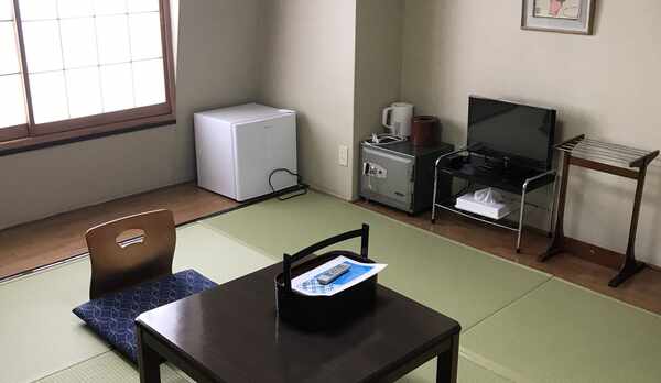 ☆８畳のお部屋 全室抗菌の畳です。