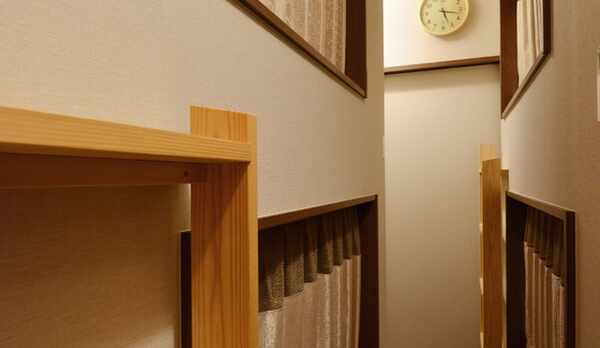 女性用ＣＯＣＯＯＮ寝台