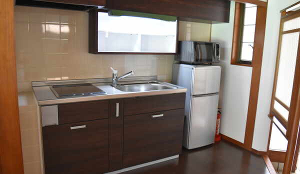 プレミアムコテージ内のキッチン