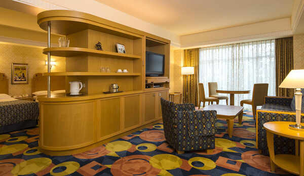 スタンダードフロア　パームガーデンビュールーム(イメージ)(C)Disney